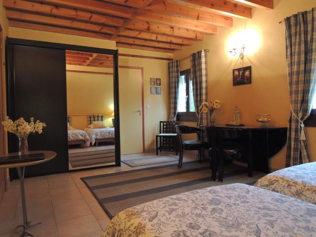 Villa Touloumo Mayrac Værelse billede
